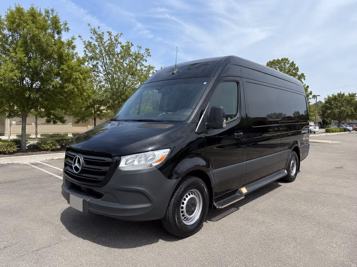 find the perfect transportation for your next airport transfer 4