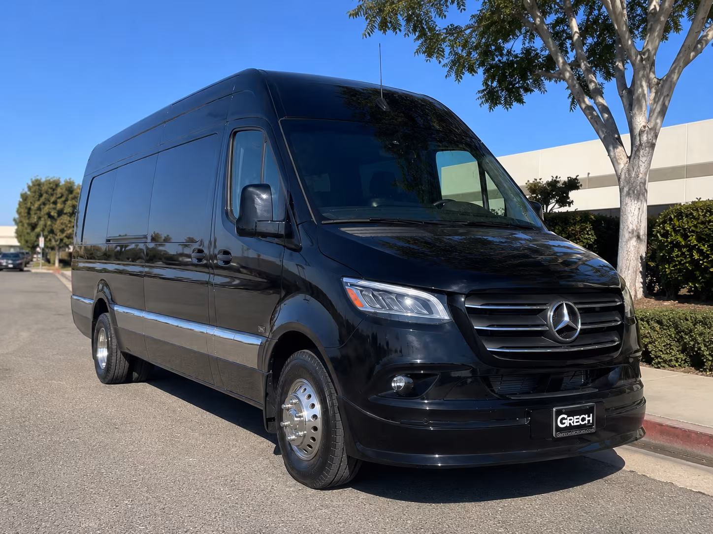 find the perfect transportation for your next wine tour 1