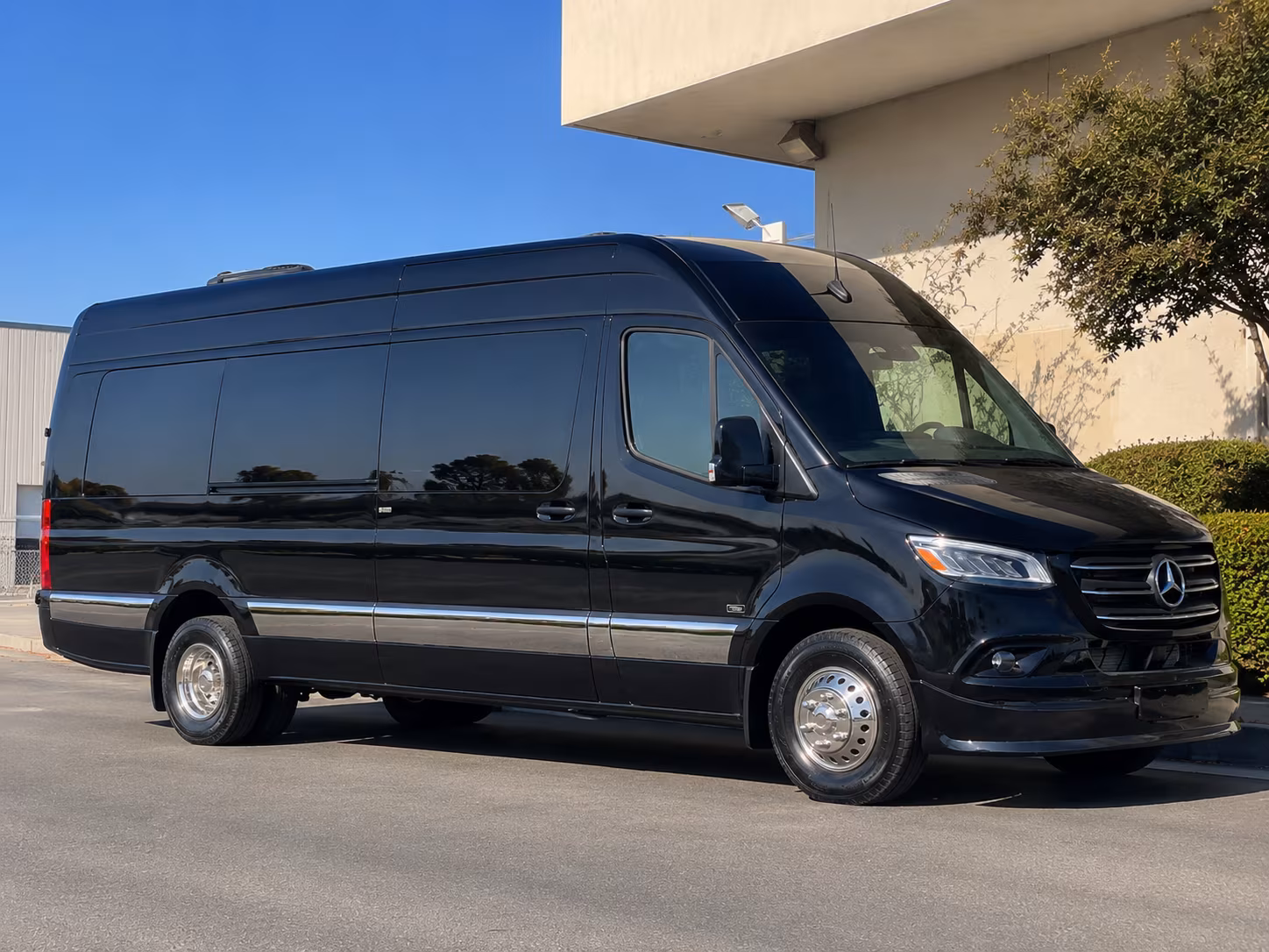 raleigh 15 passenger sprinter van